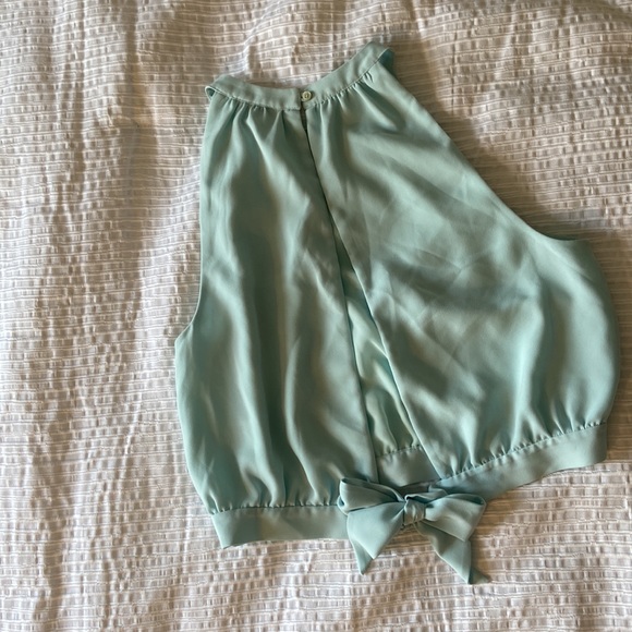 Aritzia Wilfred top - Picture 5 of 7